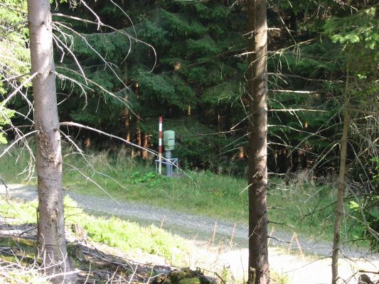 Lange Bramke Grundwassermessstelle: An Grundwassermessstellen wird der Grundwasserflurabstand beobachtet und hydrochemische Untersuchungen vorgenommen (Foto H. Meesenburg)